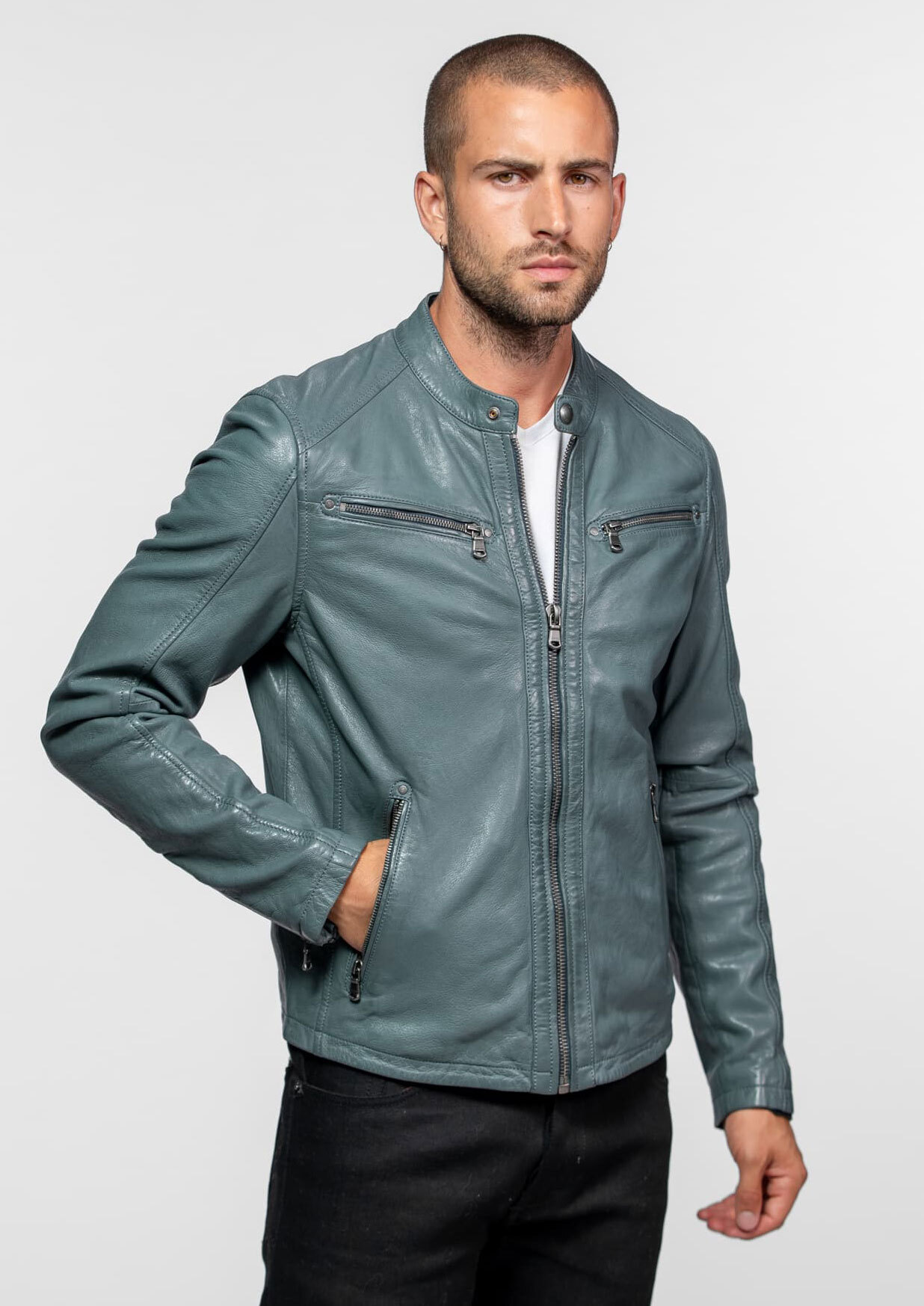 101843-GAFINO-BASALT-(6)-mi