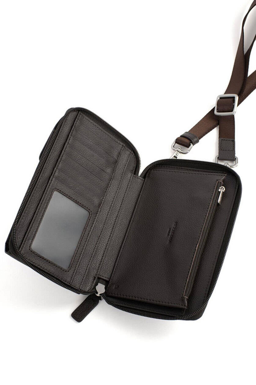 468366-marron-ouvert2