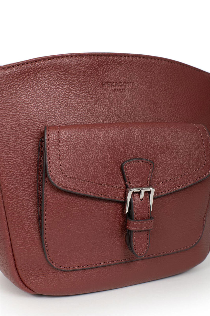 6880227-bordeaux-zoom