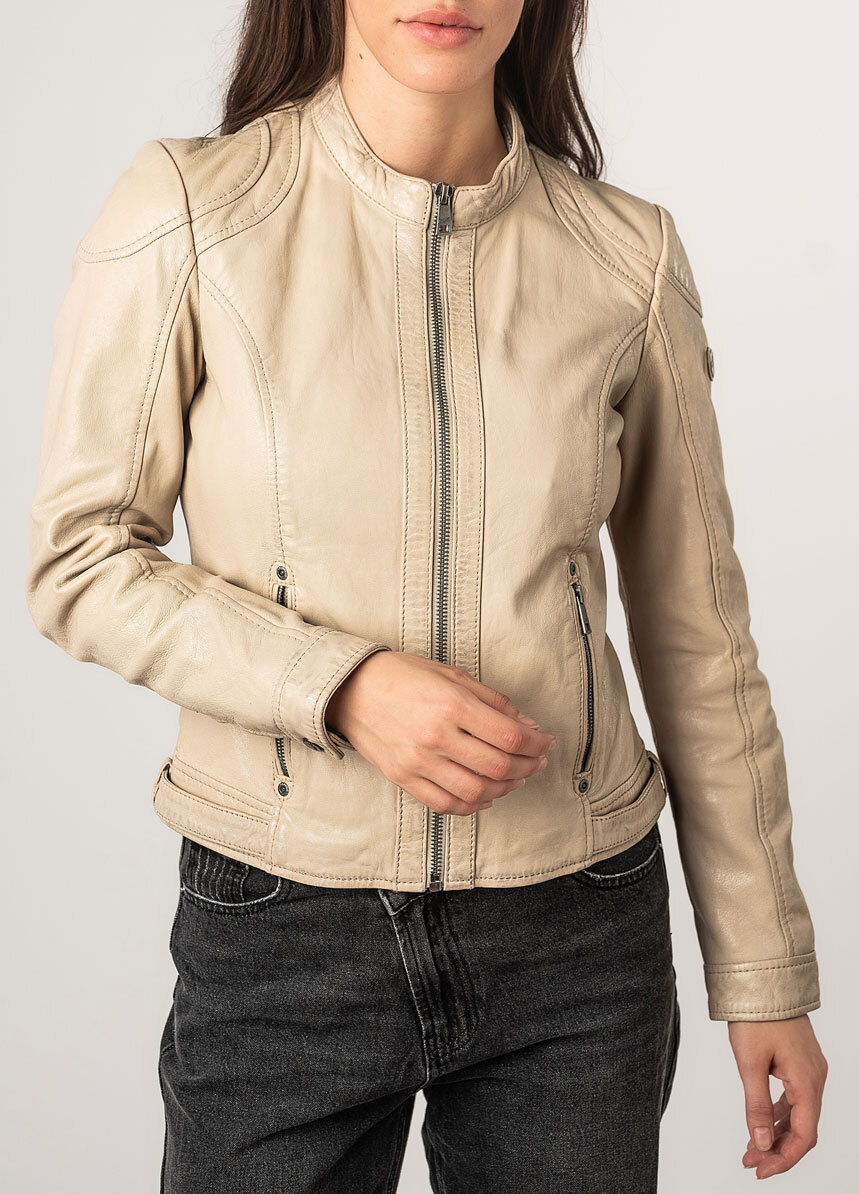 adila-offwhite-ss-capuche