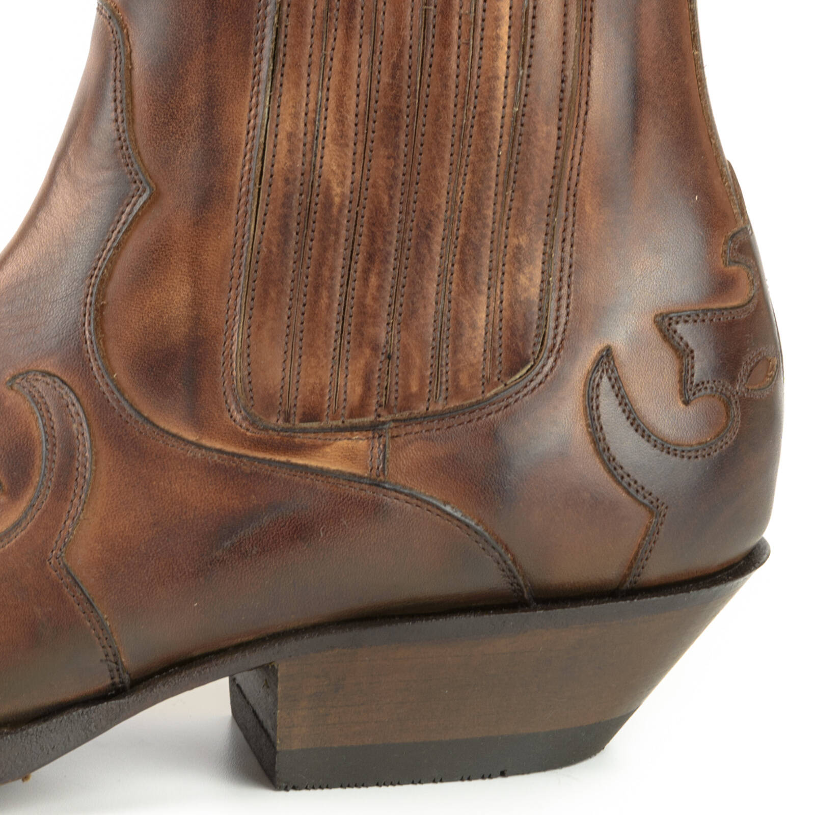 botin-cowboy-modelo-austin-1931-castano-4