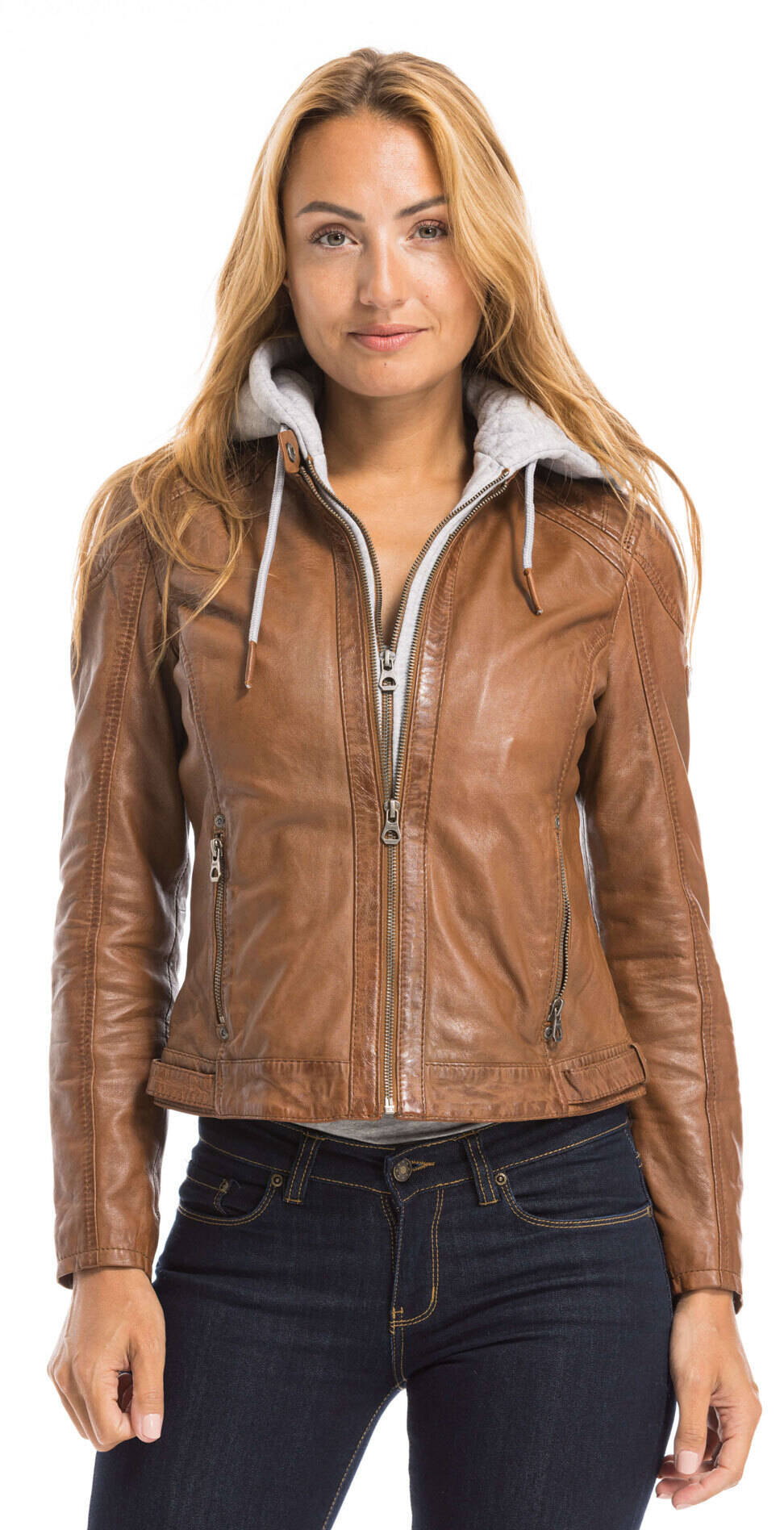 CG-23-FEMME-14566-COGNAC-21