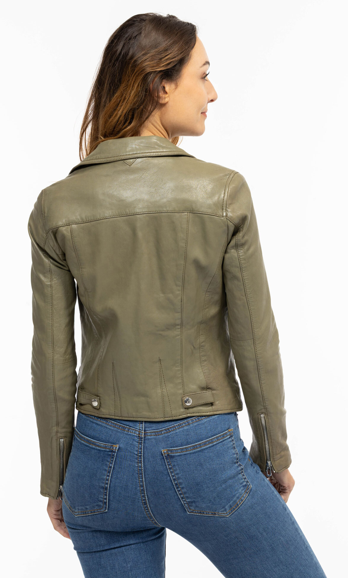 CG25-Femmes-101964-0762BD