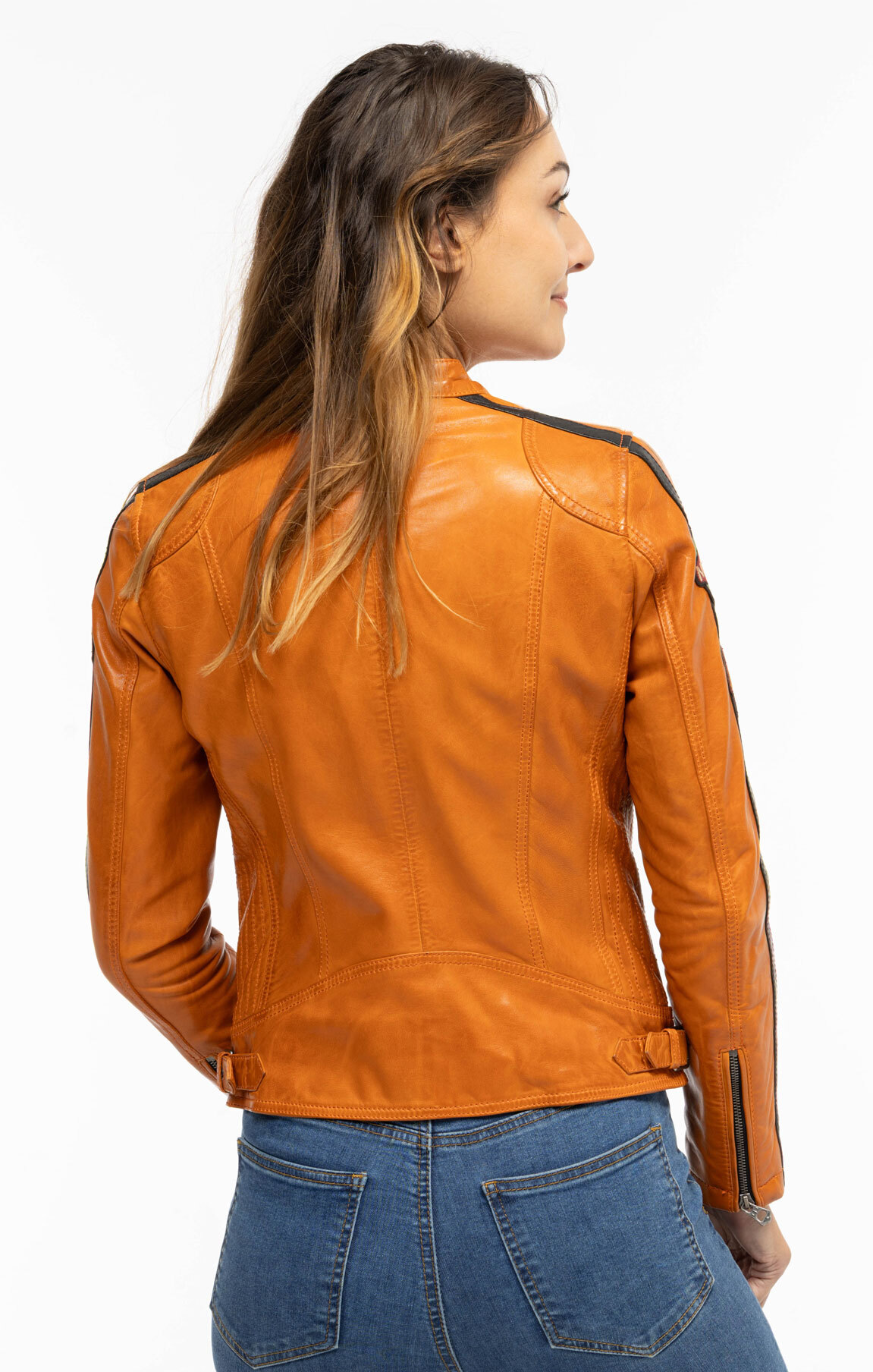 CG25-Femmes-103846-0525BD