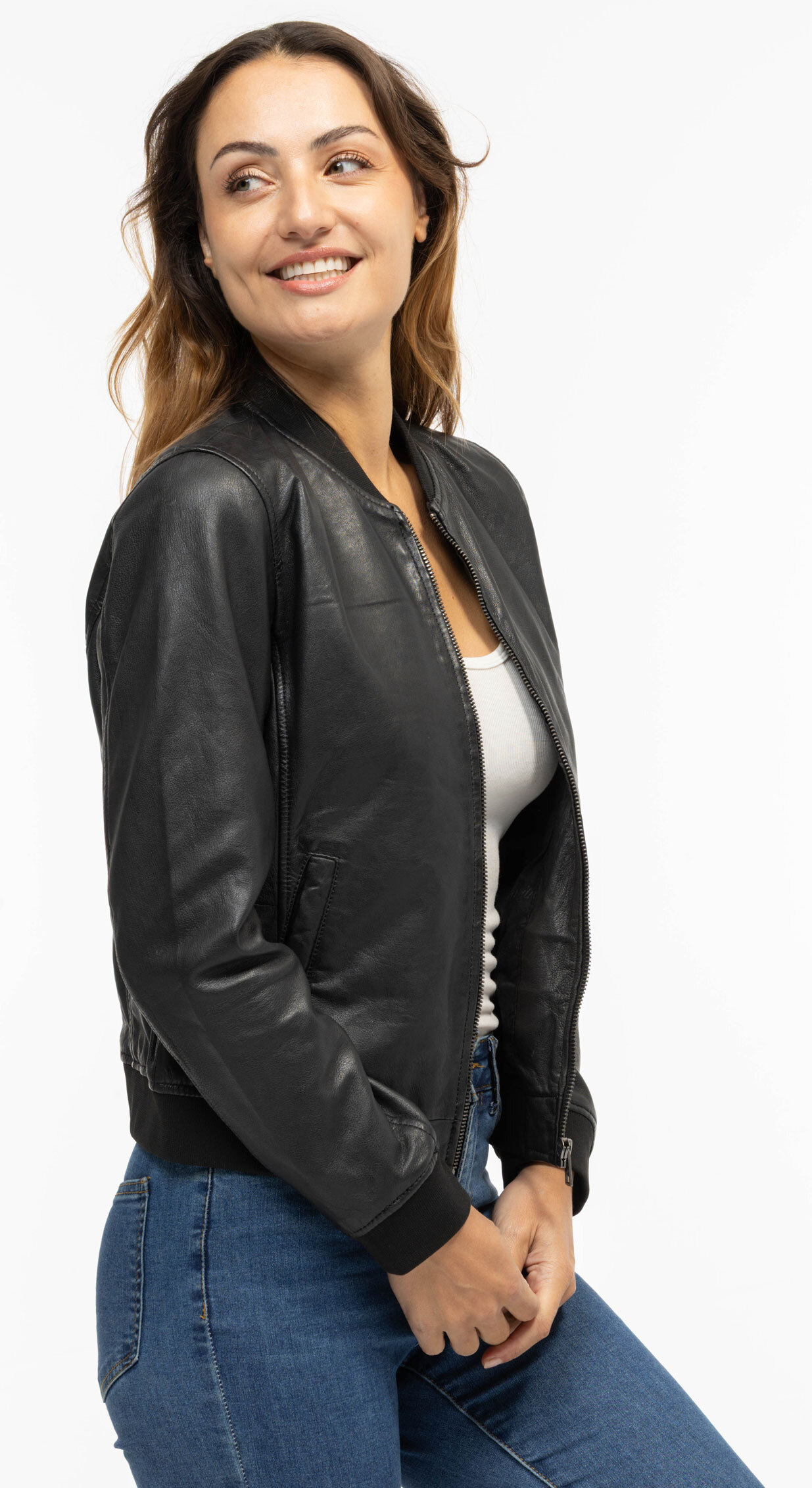 CG25-Femmes-1801-0010-0194B