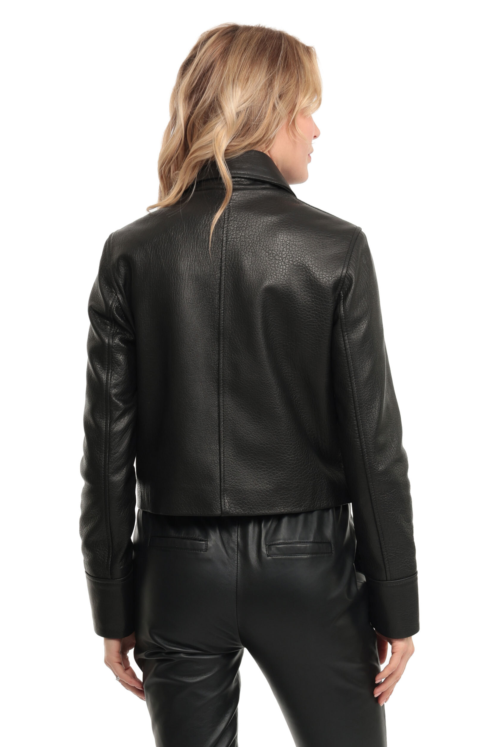 PAOLA-NOIR-JUMBO-IMG_2075