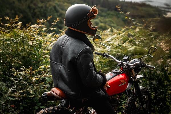 101297-bombardier-dfh-noir-large