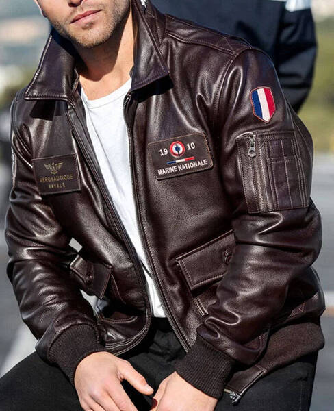 102493-marron-homme-face