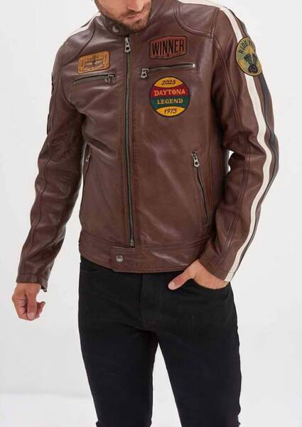 102832bisonface__portrait