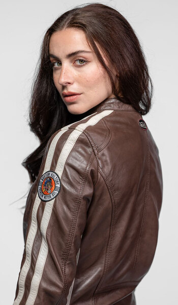 104280-ROADIE-BISON_6_-min