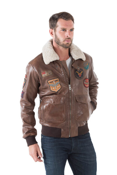 Blouson cuir homme marron MYTHIC 001577 esprit pilote aviateur col fourrure ecussons mode pose