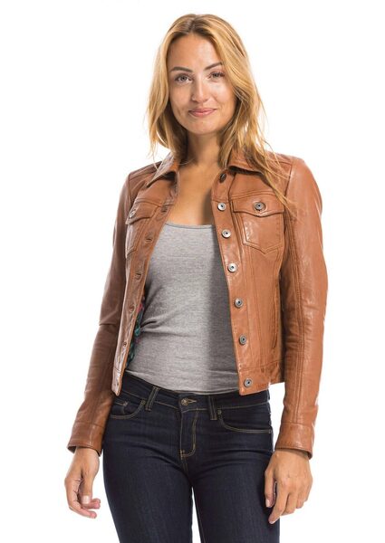 CG-23-FEMME-101971-COGNAC-2