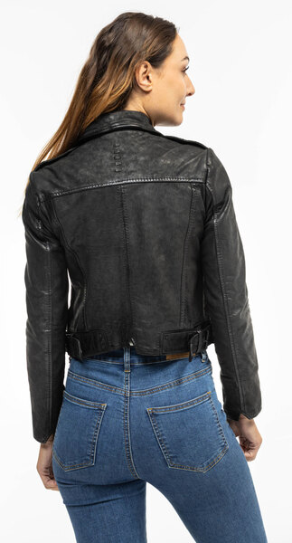 CG25-Femmes-21010247-0110BD