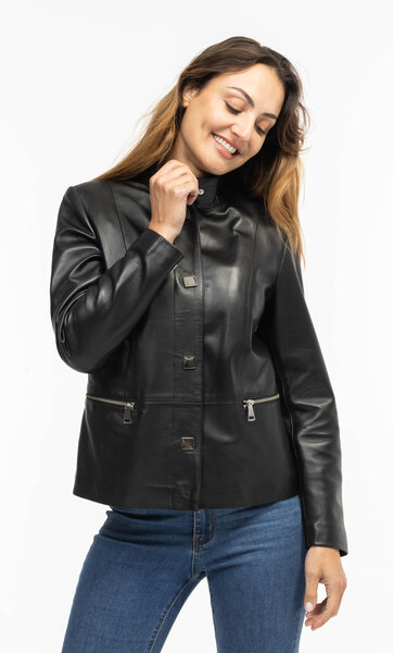 CG25-Femmes-Antonia-1022BD