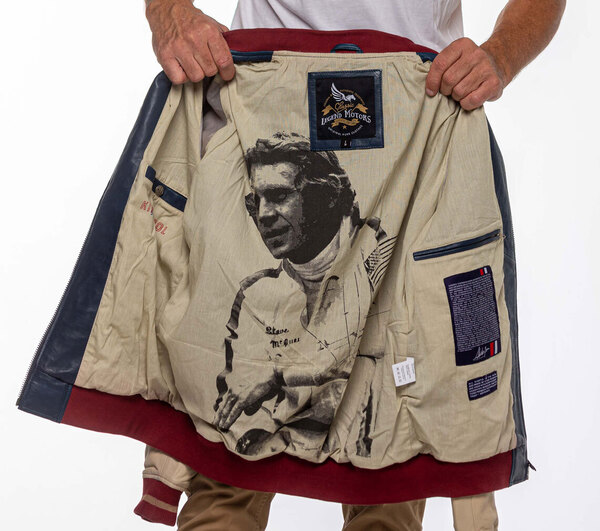 cooler-blue-interieur