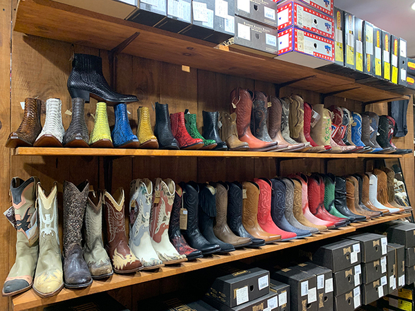 cuirs-guignard-la-rochelle-santiags