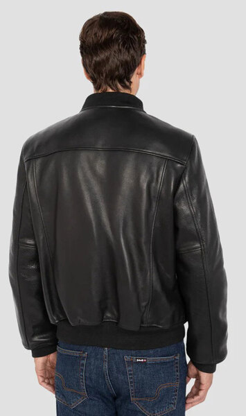 lcbombzip__black__pback