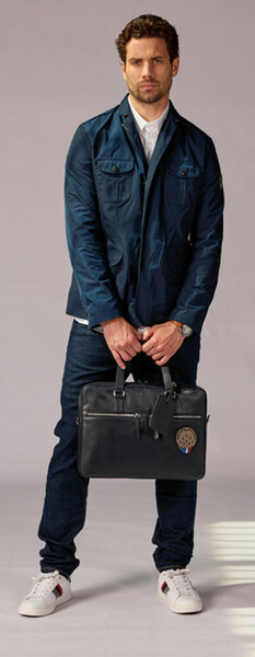 romeo-futura-navy-entier